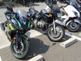 バイクを駐車する